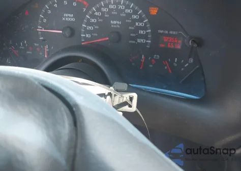 2000 Chevrolet Camaro from USA, damaged, VIN 2G1FP32K6Y2146931